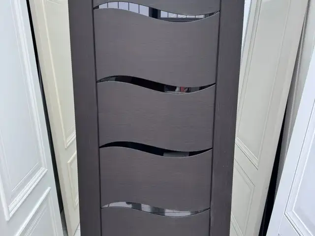 Дверь, Душанбе
