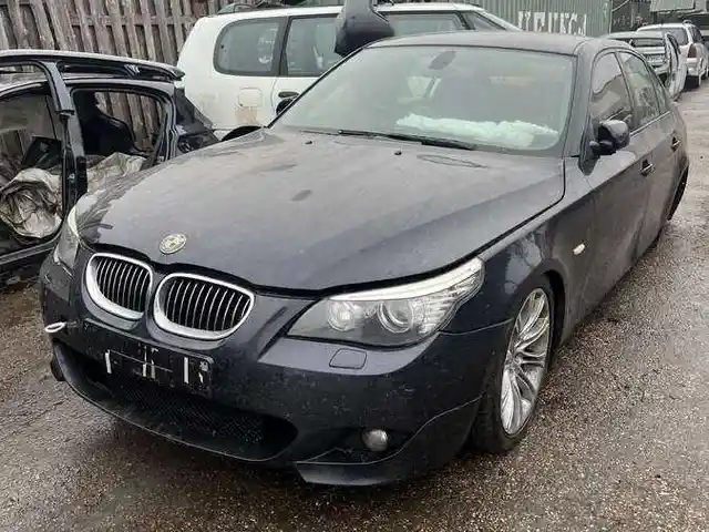 Подкрыльник BMW e60 M-pak, Худжанд