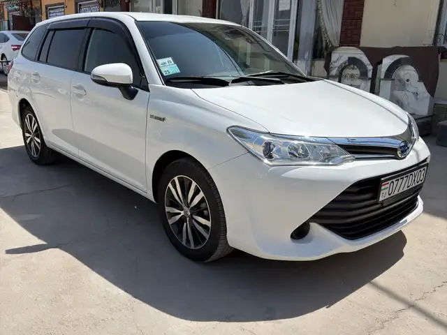 Toyota Fielder