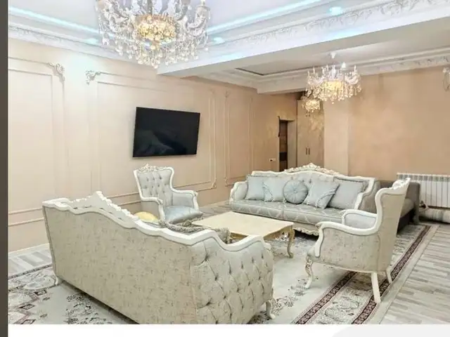 3-комн. квартира, 9 этаж, 132м², Сомони, Душанбе