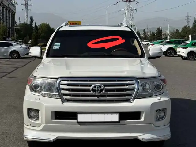 Лобовое стекло от Toyota Land Cruiser FJ200, Душанбе