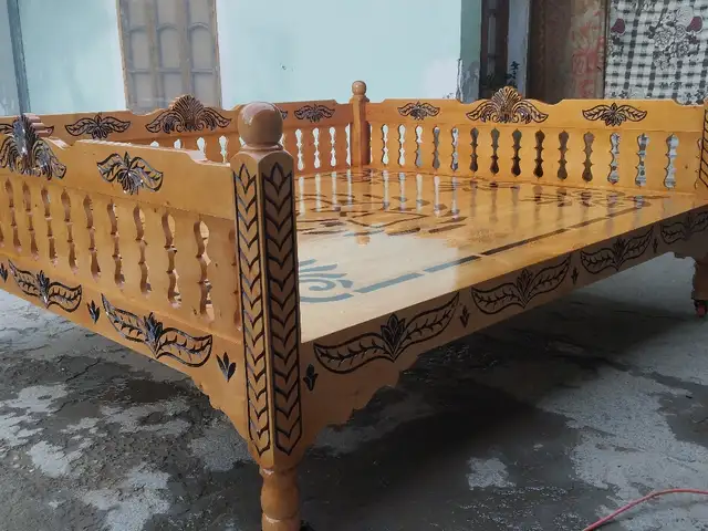 Тапчан, Худжанд