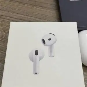 Наушники AirPods 4 ANC, Душанбе