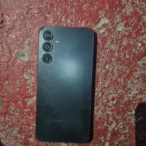 Samsung Galaxy A16, Вахдат