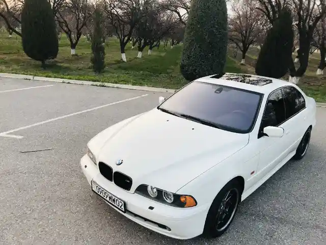 Фары от BMW, Хуҷанд