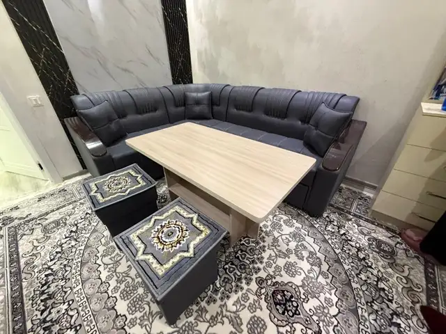 Уголок диван, Бохтар (Курган-Тюбе)