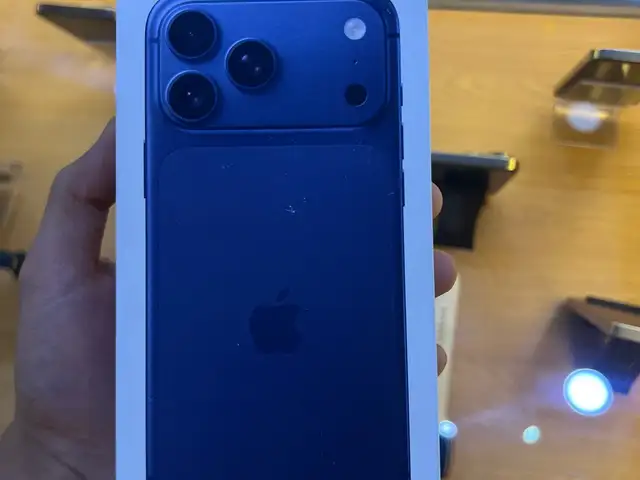 Apple iPhone 17 Pro Max, 256 gb, Deep Blue, Худжанд