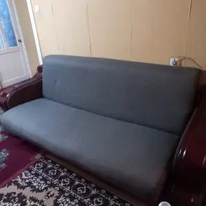 Диван, Худжанд