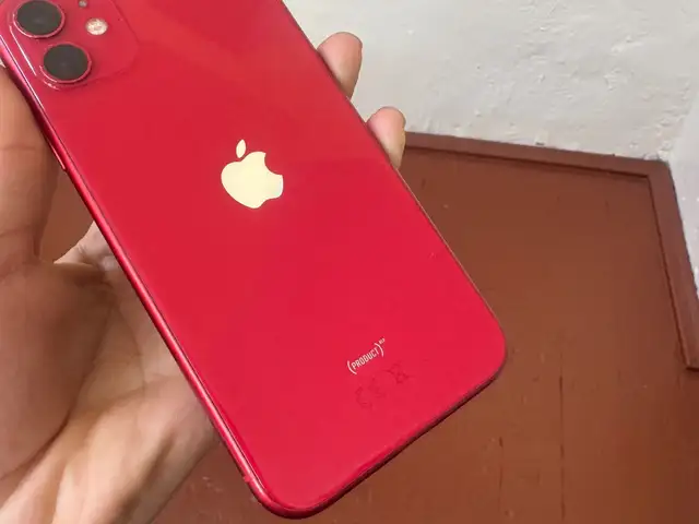 Apple iPhone 11, 64 gb, Product Red, Хуҷанд