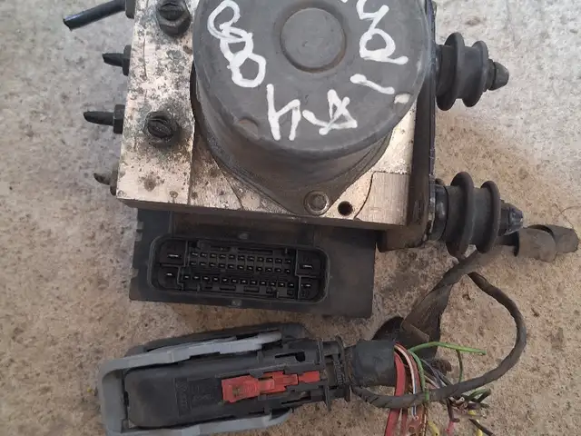 Блок АБС Audi a4, Худжанд