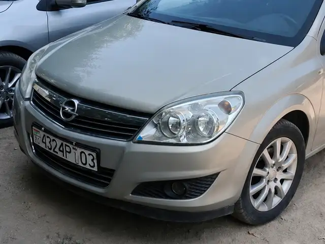 Opel Astra H