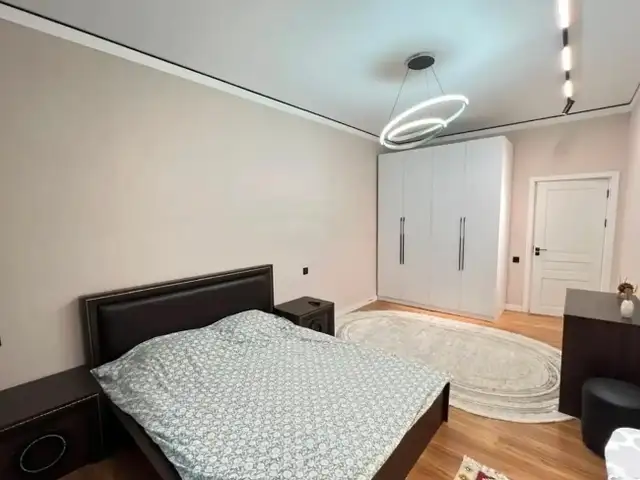 2-комн. квартира, 9 этаж, 61м², зданием ОВИРа по улице М.Курбонова, Душанбе