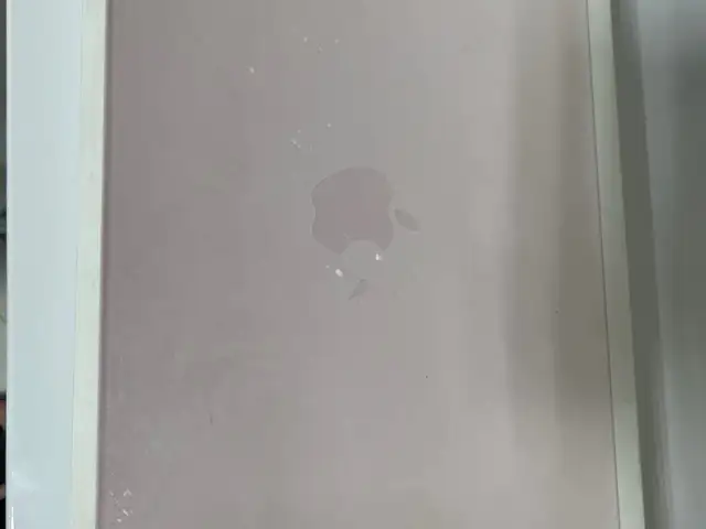 Ноутбук MacBook Neo 13 inch-2026 8GB/256GB, Душанбе