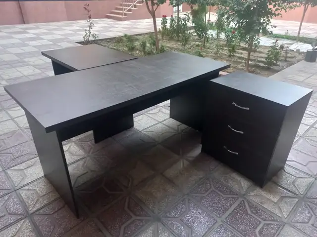 Руководительный стол, Хуҷанд