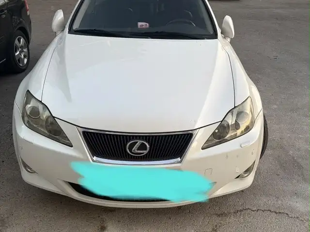 Lexus IS series