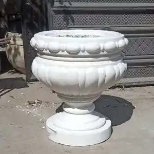 Ваза, Душанбе