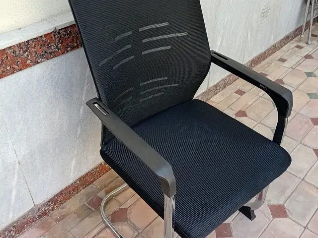 Стул, Хуҷанд