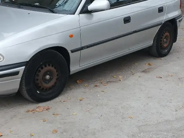 Opel Astra F