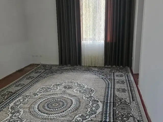 2-комн. квартира, 2 этаж, 52м², Камоли Худжанди, Худжанд