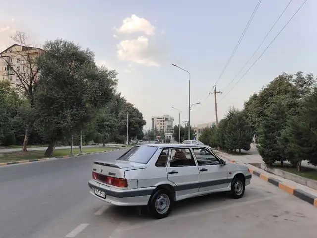 Lada (ВАЗ) 2115