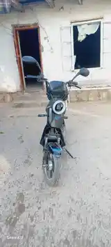 Скутер, Абдурахмони Джоми