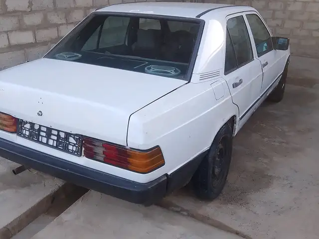 Mercedes-Benz W201