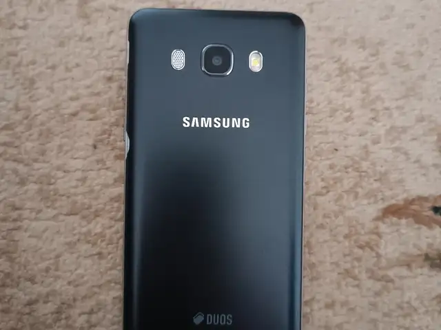 Samsung Galaxy J5, Душанбе