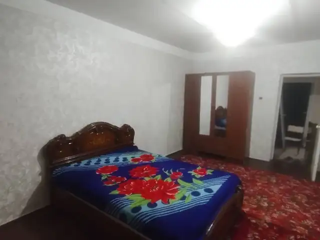 3-комн. квартира, 1 этаж, 100м², 28 мкр, Хуҷанд