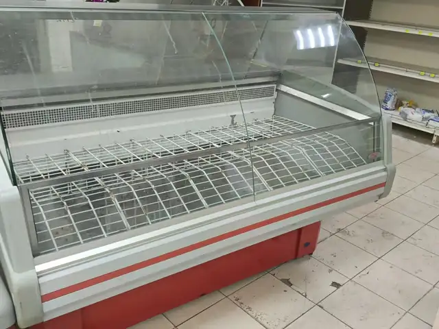 Витринный холодильник, Ёвон