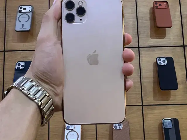 Apple iPhone 11 Pro Max, 64 gb, Gold, Худжанд
