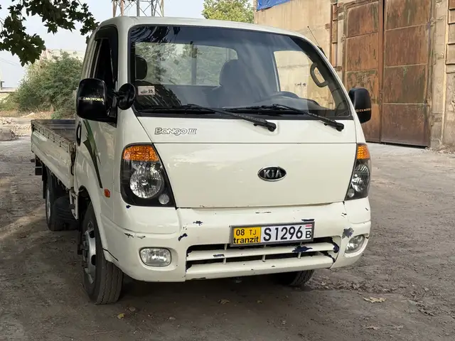 Бортовой автомобиль Kia bongo 3, 2011, Душанбе