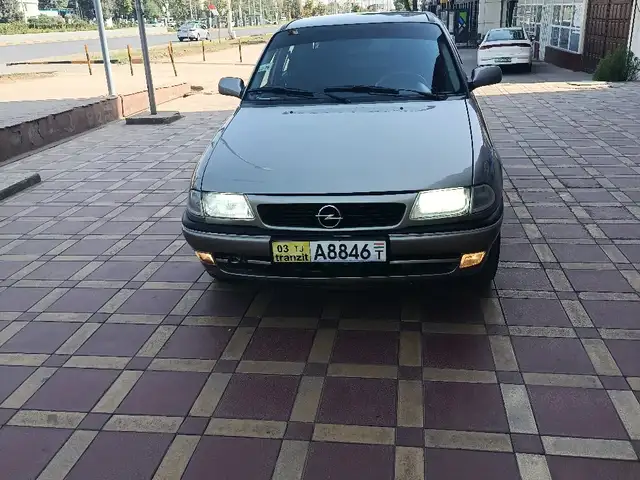Opel Astra F
