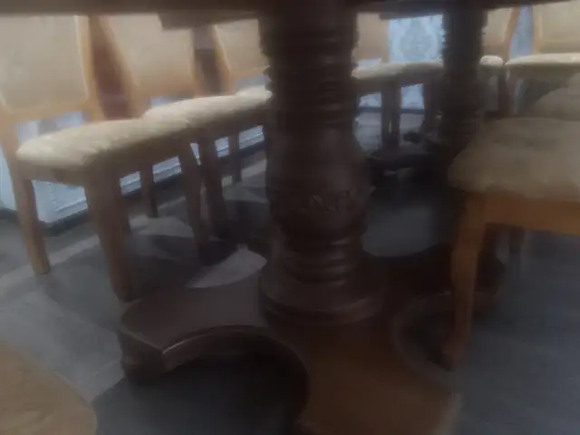 Стол гостинный, Хуҷанд