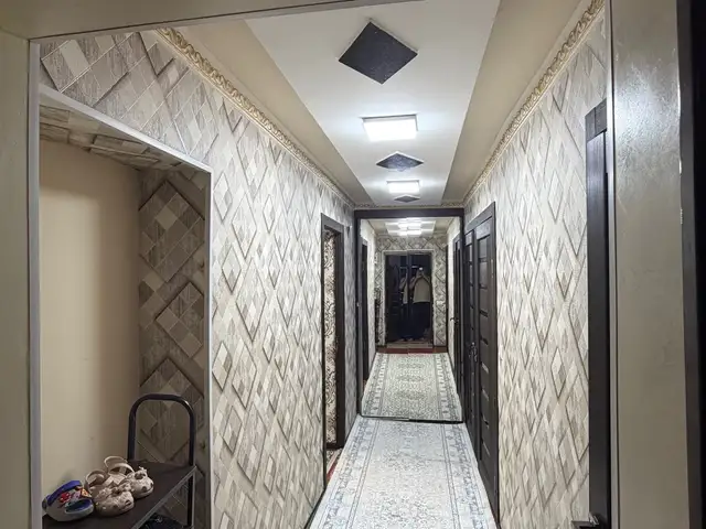 3-комн. квартира, 3 этаж, 65 м², Маркази шаҳр, Айни 72, пушти Ёвари 16 ошёна, Бохтар (Курғон-Теппа)