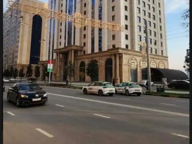 2-комн. квартира, 9 этаж, 96м², Шохмансур, Душанбе