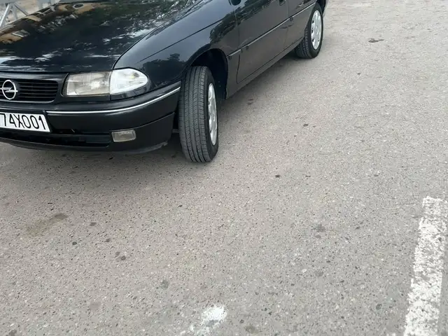 Opel Astra F