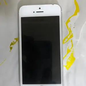 Apple iPhone 5s, 16 gb, Хуҷанд