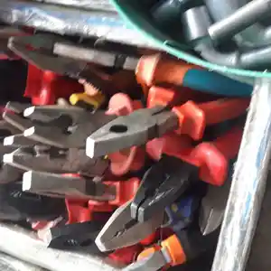 Плоскогубцы, Душанбе