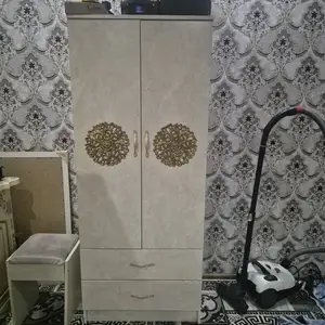 Шкаф детский, Бободжон Гафуров