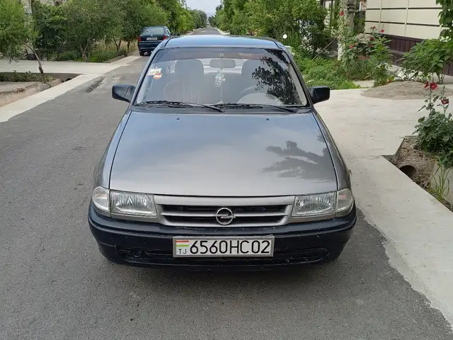 Opel Astra F