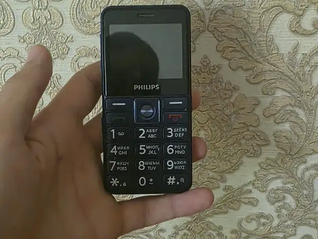 Телефон Philips E207, Душанбе