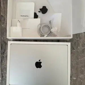 Ноутбук Apple MacBook Pro 14 M3 512/8GB, Душанбе