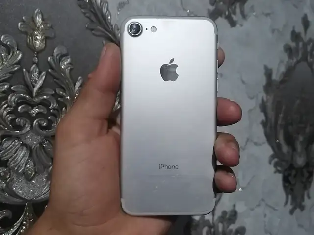Apple iPhone 7, 32 gb, Панҷакент