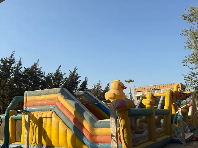 Батут надувной, Конибодом
