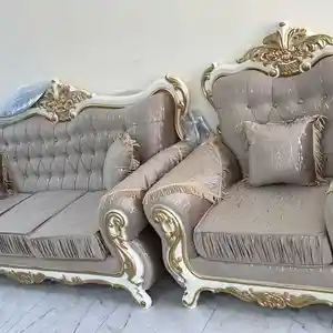 Королевский тройка, Душанбе