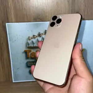 Apple iPhone 11 Pro, 128 gb, Gold, Душанбе