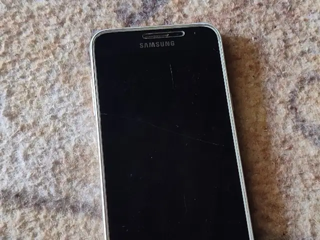 Samsung Galaxy J3 на запчасти, Джалолиддин Балхи (Руми)