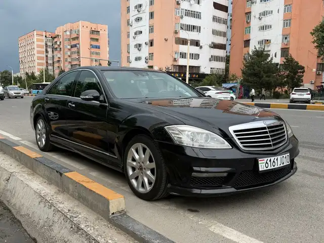 Mercedes-Benz S class