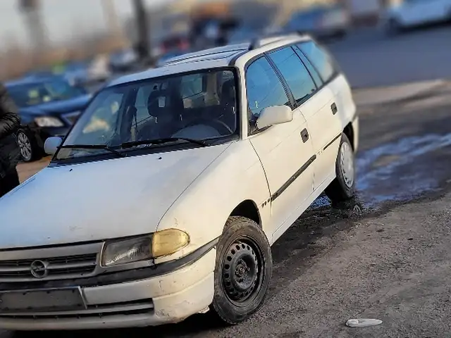 Opel Astra F