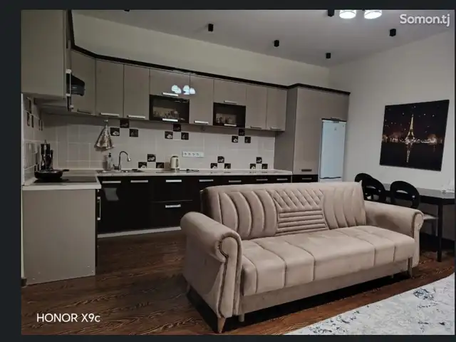 2-комн. квартира, 10 этаж, 70м², сомони, Душанбе